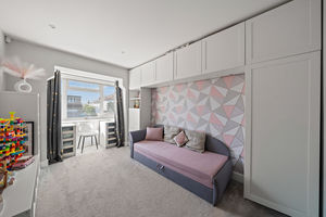 Photo 16- click for photo gallery